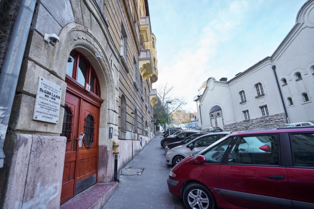 Nanirol Apartment At Gellert Bath Budapest Exterior foto