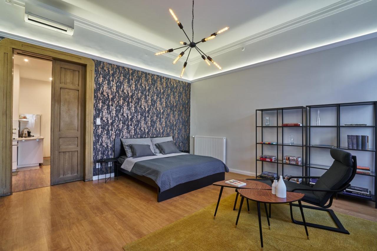 Nanirol Apartment At Gellert Bath Budapest Exterior foto