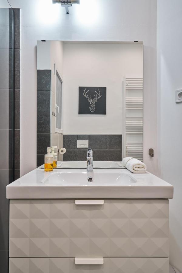 Nanirol Apartment At Gellert Bath Budapest Exterior foto